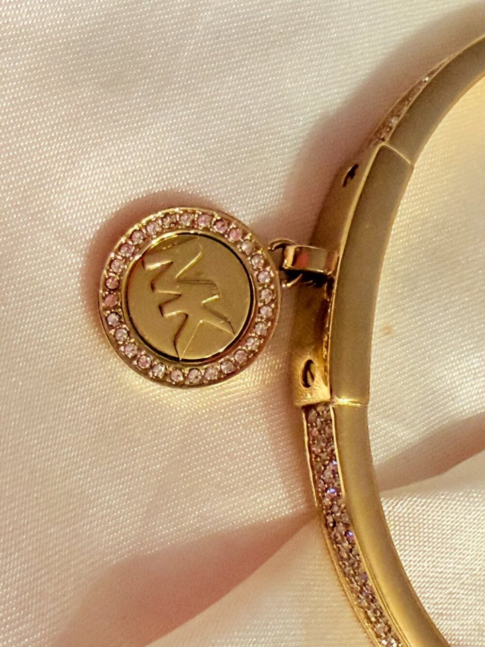 Michael Kors MK Logo Hinged Bracelet - Picture 2 of 4